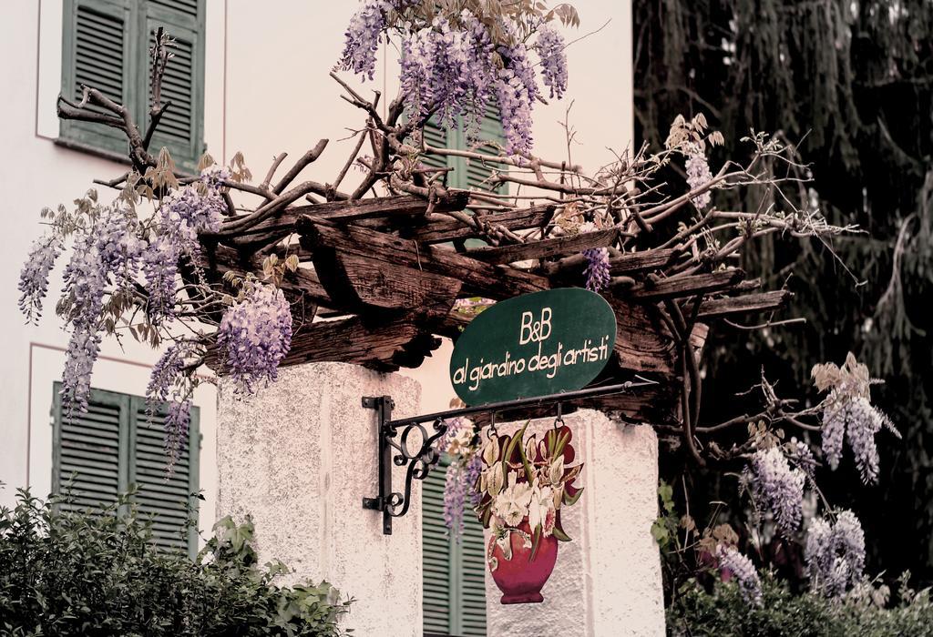 Al Giardino Degli Artisti Acomodação com café da manhã Cairo Montenotte Exterior foto
