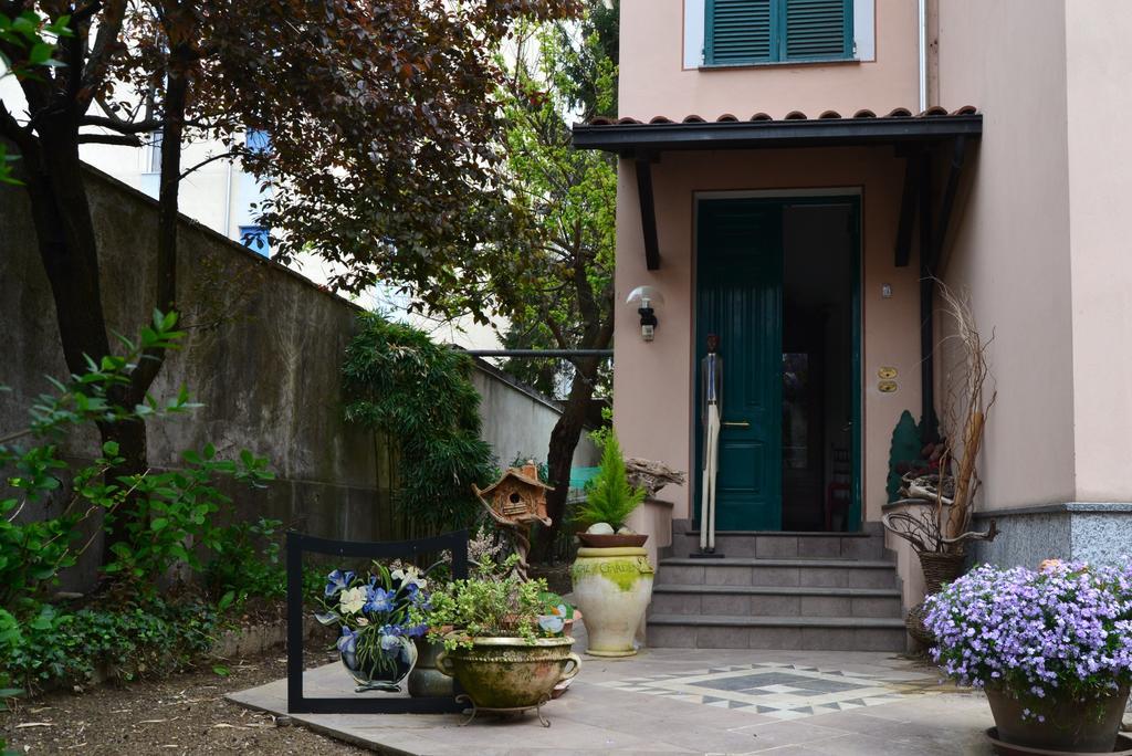Al Giardino Degli Artisti Acomodação com café da manhã Cairo Montenotte Exterior foto